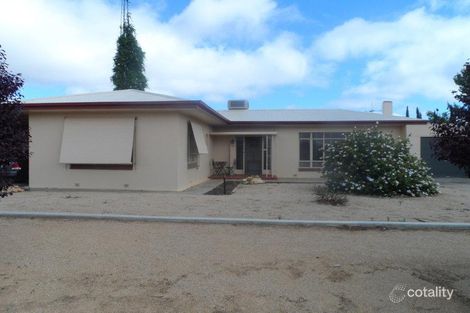 Property photo of 12 First Street Loxton SA 5333