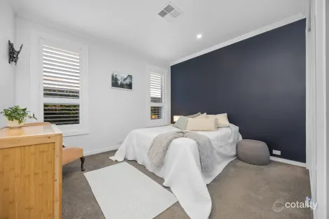 Property photo of 24 Beluga Drive Cameron Park NSW 2285