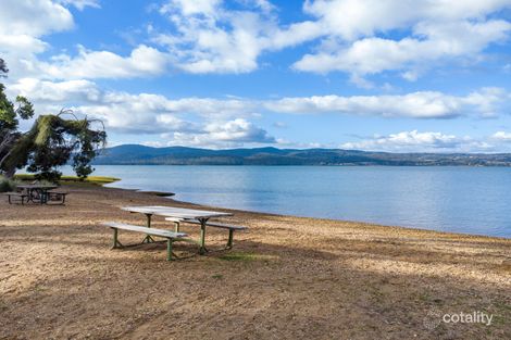 65 Beach Rd, Gravelly Beach, TAS 7276