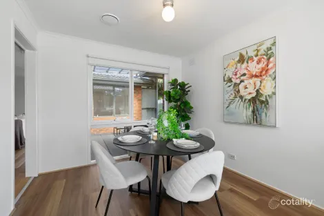 Property photo of 43 Konrads Crescent Mill Park VIC 3082