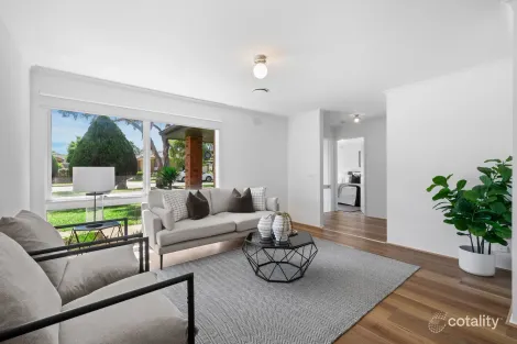 Property photo of 43 Konrads Crescent Mill Park VIC 3082