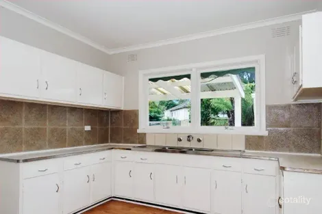 Property photo of 26 Phillip Avenue Springvale VIC 3171