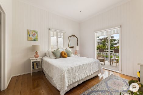 Property photo of 64 Lloyd Street Camp Hill QLD 4152