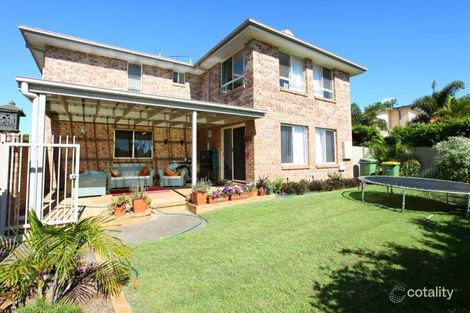 1/18 Broad St, Labrador, QLD 4215