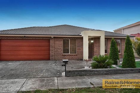 Property photo of 5 Lyons Avenue Burnside Heights VIC 3023