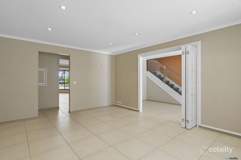 Property photo of 10 Bowsprit Parade Cleveland QLD 4163