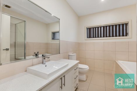 Property photo of 6 Teatree Lane Wallan VIC 3756