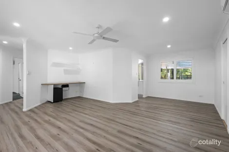 Property photo of 33 Tinaroo Place Tewantin QLD 4565