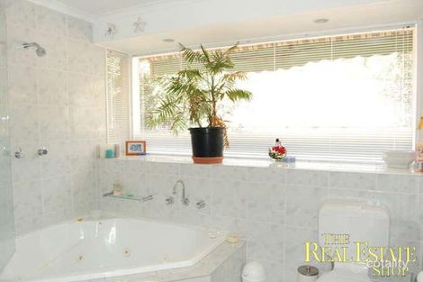 Property photo of 11 Schubert Place Kambah ACT 2902