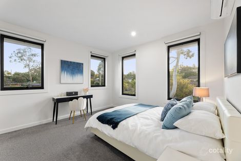 Property photo of 4 Centaur Grove Doncaster East VIC 3109