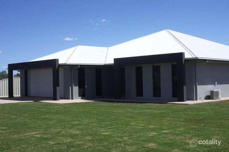 Property photo of 7 Downs Court Emerald QLD 4720