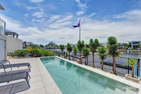 26 Quayside Dr, Helensvale, QLD 4212