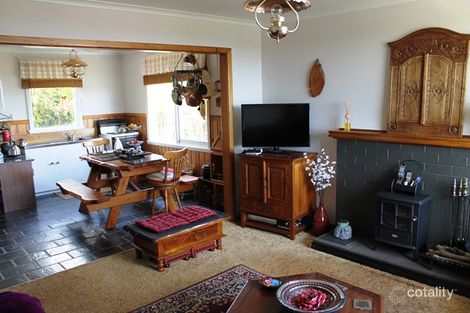 35 Colegrave Rd, Upper Burnie, TAS 7320