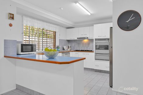 Property photo of 2 Chatburn Street Chapel Hill QLD 4069