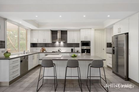 Property photo of 11 Merrill Crescent Warranwood VIC 3134