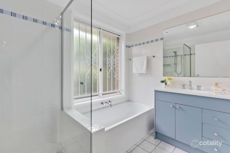 Property photo of 2 Chatburn Street Chapel Hill QLD 4069