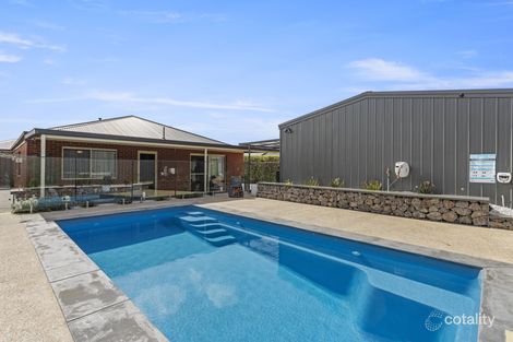 Property photo of 5 Peninsula Drive Eaglehawk VIC 3556