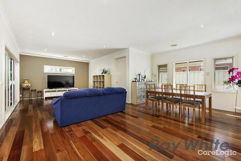 Property photo of 6 Edgewood Court Cairnlea VIC 3023