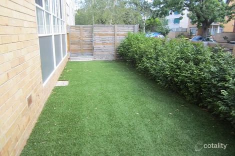 Property photo of 2/5 Te-Arai Avenue St Kilda East VIC 3183