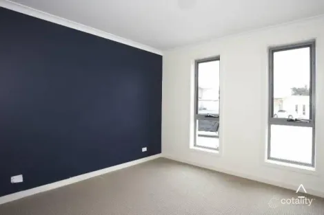 Property photo of 3/11 Eastfield Drive Newnham TAS 7248