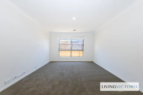 Property photo of 4 Territory Way Diggers Rest VIC 3427