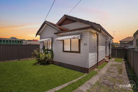 25 Tenterden Rd, Botany, NSW 2019