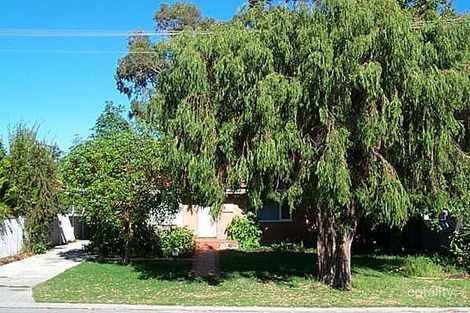 15 Barlow Ct, Lockridge, WA 6054