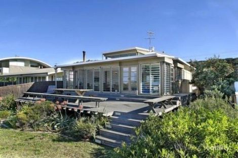 Property photo of 32 Coral Crescent Pearl Beach NSW 2256