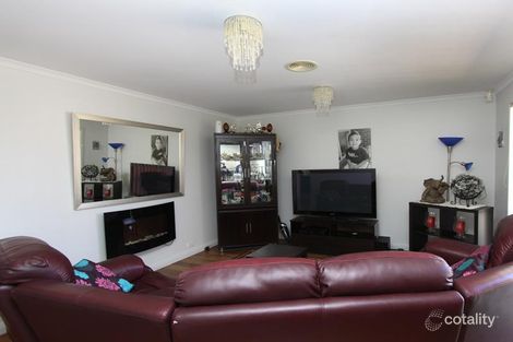 Property photo of 6 Bellinger Crescent Wyndham Vale VIC 3024