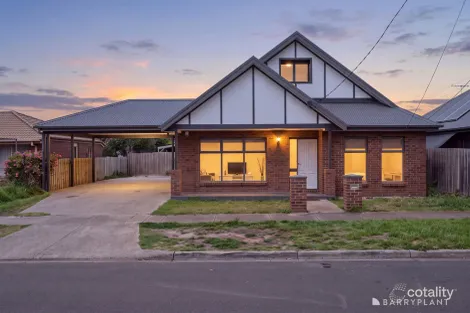 34 LEE ST, DEER PARK, VIC 3023