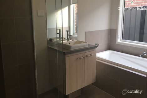 Property photo of 8 Tomago Street Tarneit VIC 3029