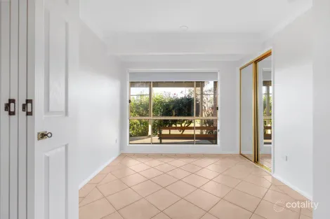 Property photo of 1 Whitshed Place Vincentia NSW 2540