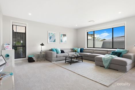 Property photo of 121 Sirius Road Voyager Point NSW 2172