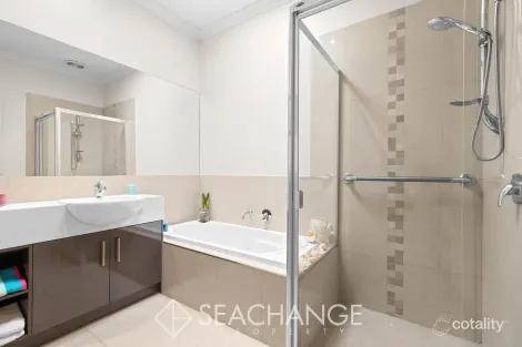 Property photo of 2/30 Maxwell Street Mornington VIC 3931