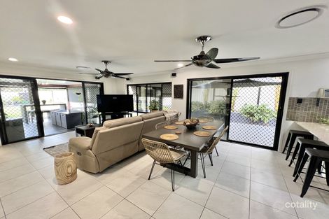 Property photo of 1 Sunray Place Birkdale QLD 4159
