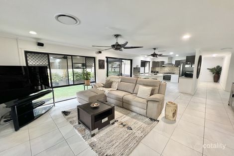Property photo of 1 Sunray Place Birkdale QLD 4159
