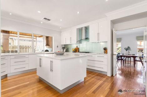 Property photo of 4 Platt Close Mosman Park WA 6012