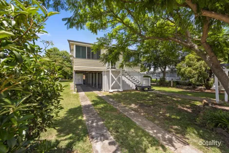 105 East St, Clifton, QLD 4361