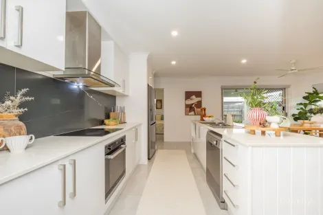 Property photo of 52 Tournament Drive Rosslea QLD 4812