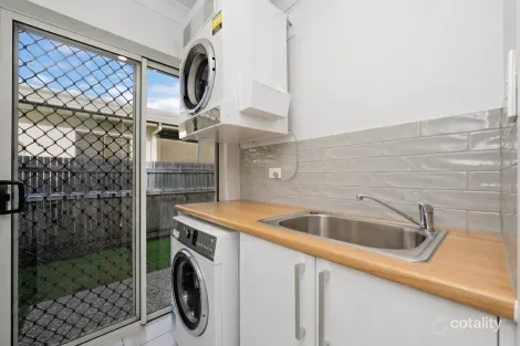 Property photo of 52 Tournament Drive Rosslea QLD 4812