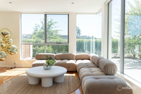 Property photo of 157 Amy Ackman Street Forde ACT 2914