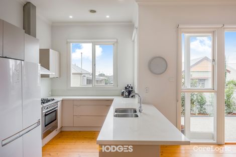 8 coquette street geelong west sale