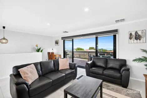 Property photo of 25 Stone Hut Circuit Encounter Bay SA 5211