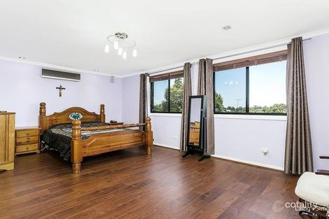 Property photo of 18 Wigmore Grove Glendenning NSW 2761