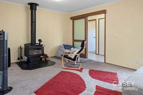 Property photo of 31 Marylyn Place Cranbourne VIC 3977