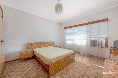 Property photo of 25 Peter Crescent Greenacre NSW 2190