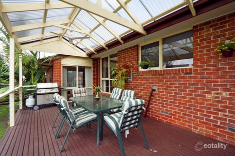 Property photo of 4 Roxby Court Berwick VIC 3806