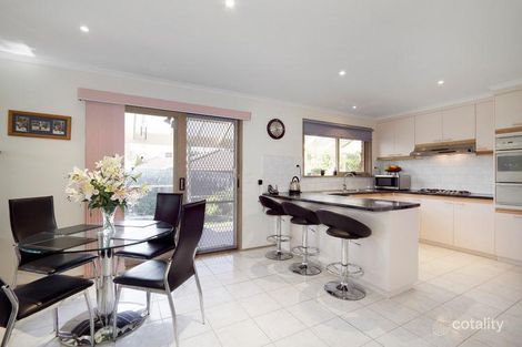 Property photo of 4 Roxby Court Berwick VIC 3806