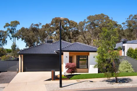 Property photo of 15 Grand View Drive McKenzie Hill VIC 3451