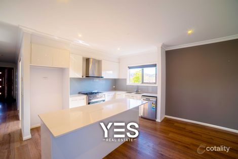 Property photo of 5 Landsdowne Avenue Clyde North VIC 3978